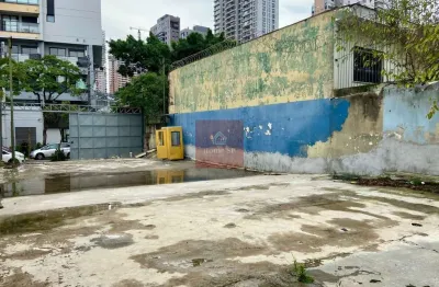 Terreno, 281 metros, 10 metros fachada, perto do metrô brooklin