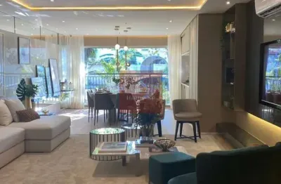 Excepcional apartamento 170 m2, 3 suítes, 2 vagas determinadas e hall privativo