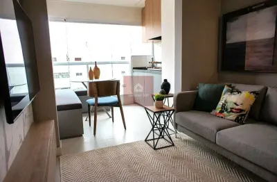 Lido apto NOVO, com churrasqueira na varanda , bancada na cozinha e banheiros, com piso pronto