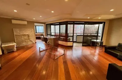 Apartamento alto padrão para locação em Moema 232m² 3suítes 4vagas de garagem