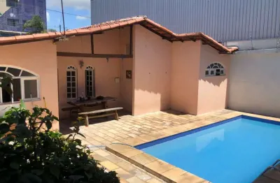 Casa com 3 quartos à venda no colina de laranjeiras, serra , 300 m2 por r$ 1.300.000