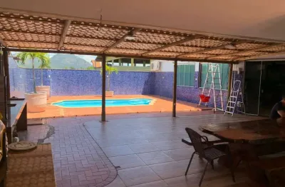 Casa com 3 quartos à venda no jardim santa rosa, guarapari  por r$ 1.800.000