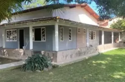 Casa à venda na ponta da fruta com 3 quartos sendo 1 suíte