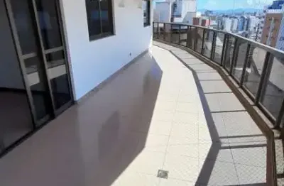 Apartamento com 4 vagas na garagem na praia da costa