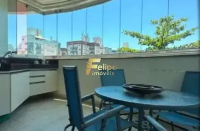 A poucos metros da praia, apartamento com 140 m² em jardim camburi.