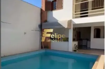 Excelente casa duplex com 08 quartos, sendo 03 suítes, à venda na mata da praia, em vitória/es!