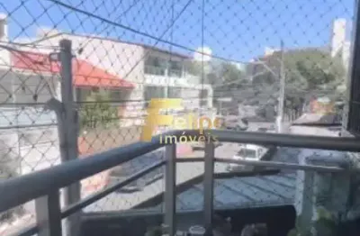 Belíssima casa triplex de 03 quartos, sendo 01 suíte, sol da manhã, à venda em jardim da penha, vitória/es!