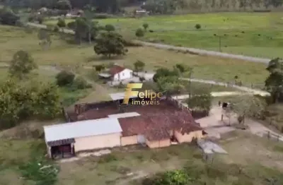 Excelente fazenda a venda porteira fechada em araruama/rj.