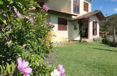 Vitor hugo / condomínio fechado. casa de campo de alto padrão mobiliada pronta para morar.