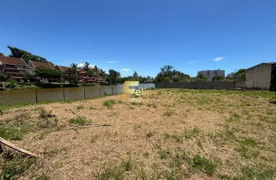 Viva a tranquilidade em uma área com 1.200 metros quadrados em nova guarapari, com frente para a lagoa, escriturado e registrado!