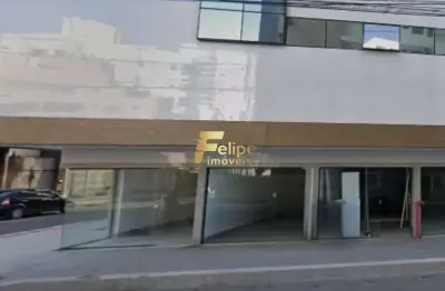 Excelente oportunidade de locação de ponto comercial próximo à praia!