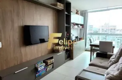 Oportunidade única! lindo apartamento de 2 quartos, sendo 1 suíte, com 60m2 de área em um dos melhores condomínios da região.