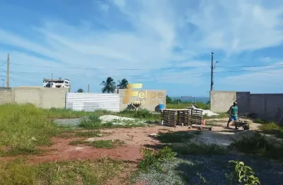 Terreno à venda com escritura e projeto para construção de 4 casas geminadas.