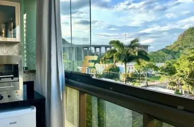 Venha se encantar com essa verdadeira joia no parque das castanheiras !