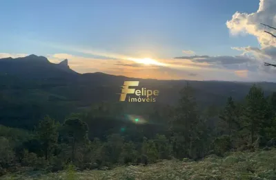 Tenha sua chácara em pedra azul com vista permanente para pedra do lagarto.