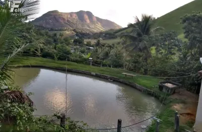 Excelente sítio com piscina,vista privilegiada e terreno para plantação