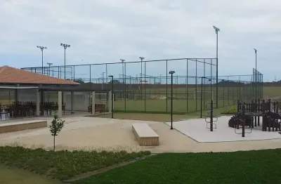 Excelente terreno em condominio fechado com área de lazer completa