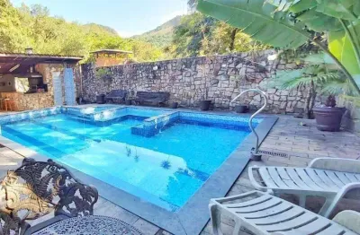 Casa com 5 quartos à venda no fradinhos, vitória  por r$ 3.000.000