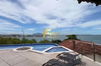 Casa com 4 quartos à venda na praia da costa, vila velha  por r$ 3.950.000