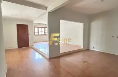 Linda casa de 02 quartos, sendo 01 suíte, garagem para 4 carros, à venda em jardim camburi, vitória/es!