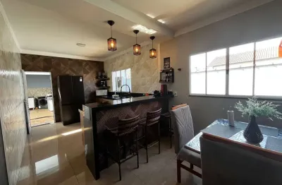 Casa com 4 quartos à venda no Loteamento Jardim Eldorado, Botucatu 