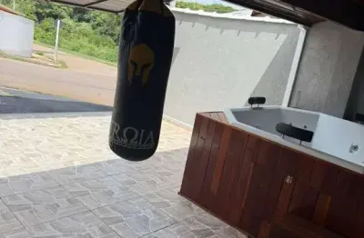 Casa com 2 quartos à venda no Jardim Itamarati, Botucatu 