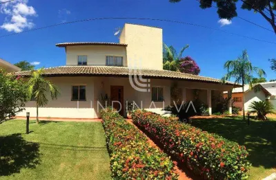 Sobrado de alto padrão no village iguassu com 6 dormitórios