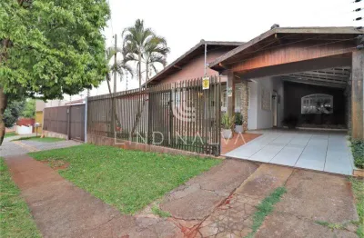 Excelente casa no jardim aporã, com linda área de lazer com piscina