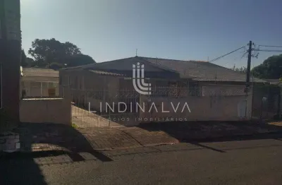 Duas casas à venda no mesmo terreno, no campos do iguaçu.