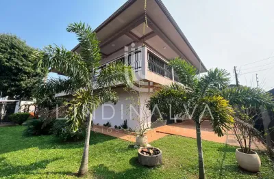 Sobrado à venda com 318,76m , aceita permuta de aptos de menores valores em  foz