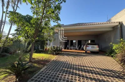 Casa de alto padrão com 3 suítes, jacuzzi e terreno de 700m2 na vila yolanda