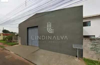 Barracão com 375 m2, escritório e banheiros, para venda ou locação