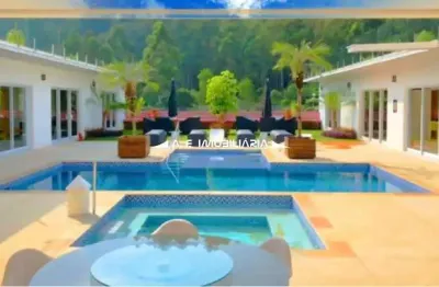 Casa com 5 quartos à venda na Avenida Campos de Jordão, 13, Tamboré, Barueri