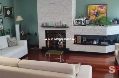 Casa em condominio fechado em mairiporã 3 quartos, 3 suítes, 10 vagas de garagem, 450m²