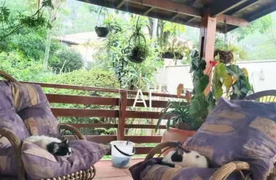 Casa (casa padrão) para venda, 3 dorm(s), 1 suite(s), 5 vaga(s), 450 m²