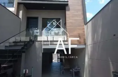 Sobrado para venda possui 200 metros quadrados com 3 quartos