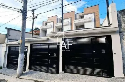 Excelente sobrado novo na água fria com 3 suítes, 2 vagas de garagem, 125m²
