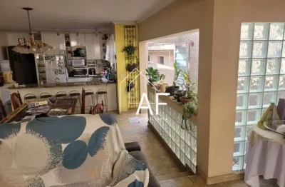 Casa (casa padrão) para venda, 3 dorm(s), 1 suite(s), 4 vaga(s), 200 m²