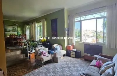 Casa assobradada para venda no bairro perus 2 quartos, 1 suíte, 4 vagas de garagem, 213m²