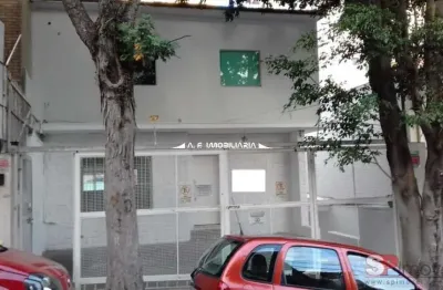 Sobrado no bairro santana para comércio ou moradia, 3 quartos, 1 suíte, 10 vagas de garagem, 250m²