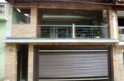 Sobrado tremembé, 4 quartos, 1 suít, 2 vagas de garagem, 200m²