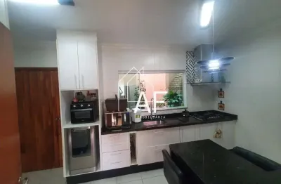 Sobrado no limão, 2 suítes, lavabo, churrasqueira, 2 vagas de garagem, 70m²