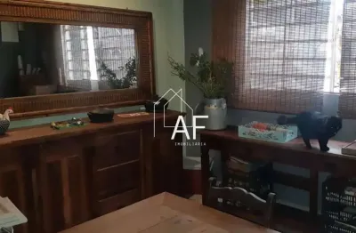 Casa para venda na vila amália, 3 quartos, 1 suíte, 2 banheiros, 5 vagas de garagem, 200m²