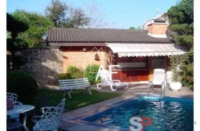 Magnífico sobrado à venda em localização privilegiada - tremembé