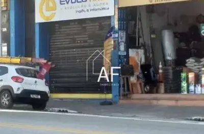 Salão Comercial 185m² – Flexível e Pronto para Usar na Rua Alfredo Pujol  para Locação