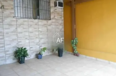 Casa térrea parque peruche, casa verde . só aceita seguro fiança