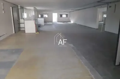 Estrutura completa! galpão com escritórios + área de apoio - 2.350m²