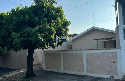 Casa para venda em bauru, parque vista alegre, 3 dormitórios, 1 suíte, 2 banheiros, 3 vagas