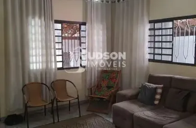 Casa para venda em bauru, vila rocha, 3 dormitórios, 3 suítes, 4 banheiros, 3 vagas