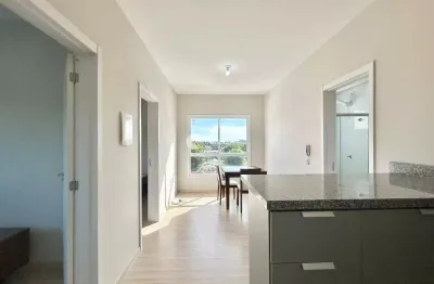 Apartamento à venda com 2 dormitórios, elevador e garagem em camobi - santa maria.